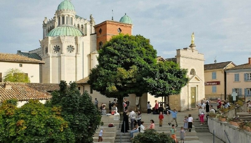 chambres-hotes-saint-bernard-florilege-basilique-ars