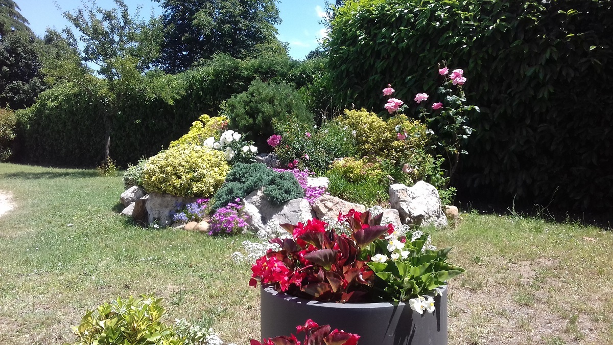 chambres-hotes-saint-bernard-florilege-jardin